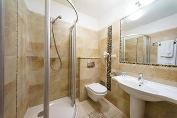 Фото номера Двухместный номер Делюкс с 1 кроватью Отель Hotel Pan Tadeusz &amp; Rehabilitacja г. Сероцк 3